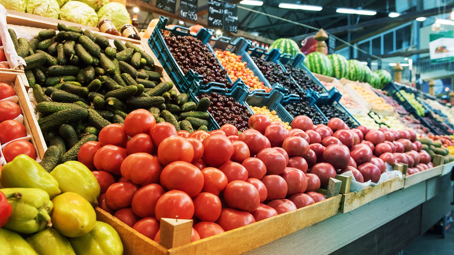 produce section of a grocery store